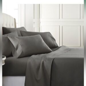 New in package sheet set!